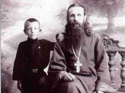 Отец Василий с сыном Владимиром